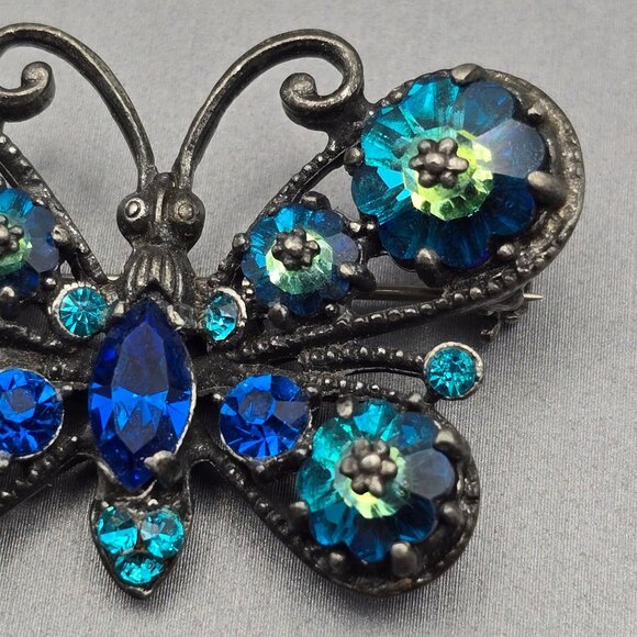 VTG Signed Weiss Butterfly Brooch 1.5" Blue & Green Rhinestones Silver Tone - Picture 3 of 8